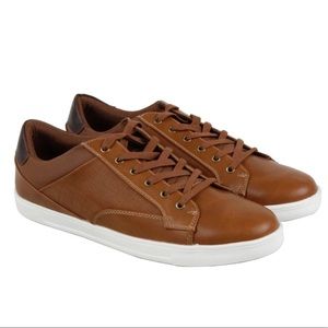 Steve Madden Hyppe Cognac Sneakers NWOT 13M